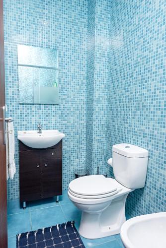Almada Guest House - Photo 2