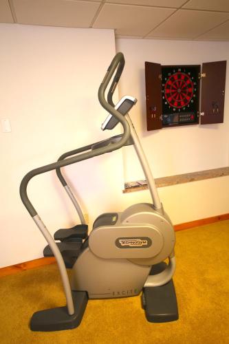 Skiview Pocono Townhouse Rental at Camelback - image 4