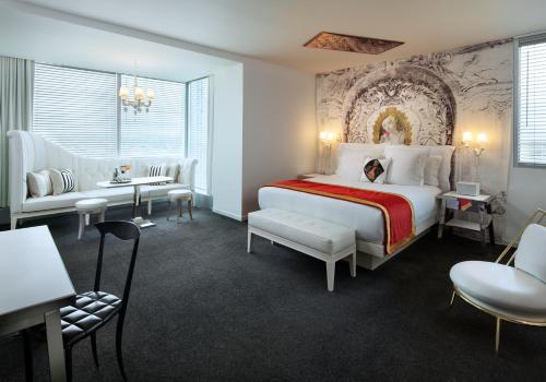 158273087 SAHARA Las Vegas