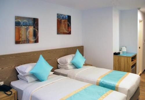 Palau Hotel, Koror (photo 8)