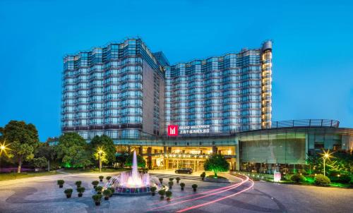 Grand Millennium Shanghai HongQiao, Shanghai