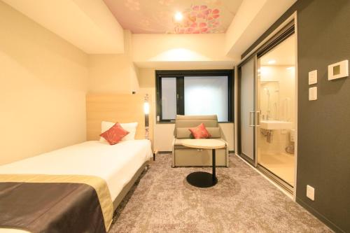 Single Room - Disability Access room in The Hedistar Hotel Kyoto Nijo Comic & Books