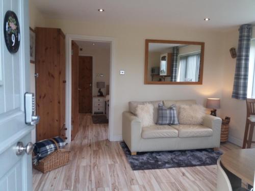 The Stables - Deer Park Farm - image 13