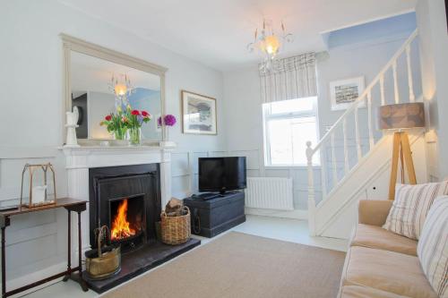 Sunshine Cottage - image 11