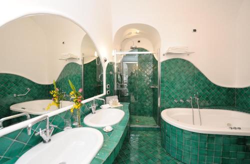 Junior Suite with Sea View image 4