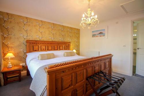 Atlantic Cottage at Rosevidney Manor - main image