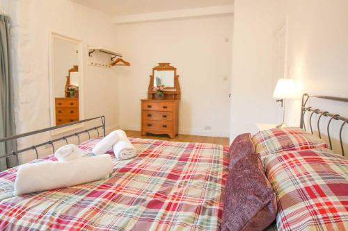 Bellot Cottage - image 13