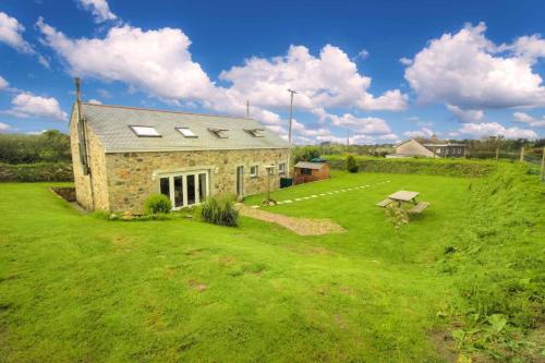 Trennal Barn, Praa Sands, Cornwall