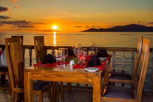 Restaurant, La Digue Island Lodge in Seychelles Islands