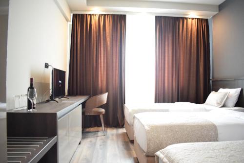 Hotel Ub Business & Wellness Room Type - Superior Triple Room