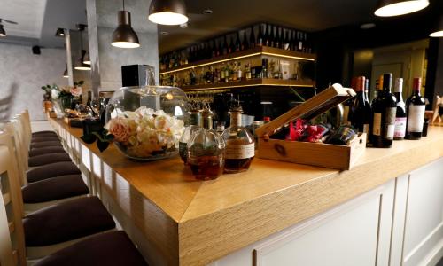 All Seasons Residence Design Hotel - Free parking