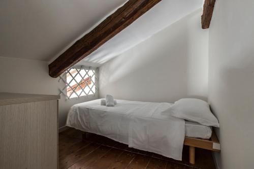 Design District Apartment R&R - image 2