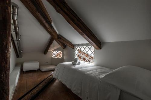 Design District Apartment R&R - image 4