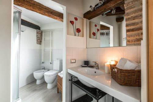 Design District Apartment R&R - image 9