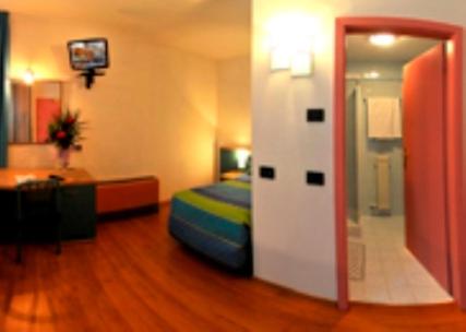 Hotel Vela - image 3
