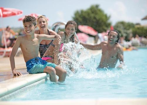 Searles Leisure Resort, , Norfolk