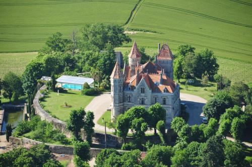 Chateau Moncassin