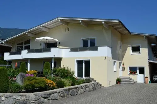 Appartement Schatz in Uderns, Österreich