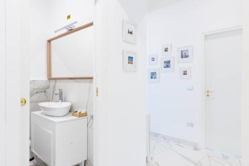 Luxury Suite Corso Umberto - image 9