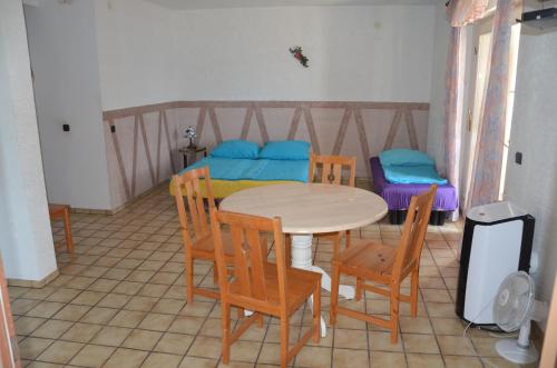  Apartmani Kemac in Stara Novalja