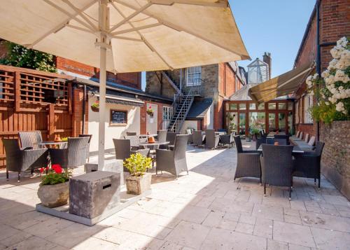 The Highworth Hotel - image 6