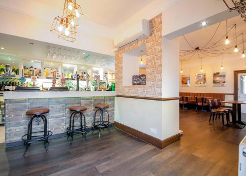 The Highworth Hotel - image 5
