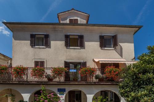 Guest House Robert i Mirna in Bale