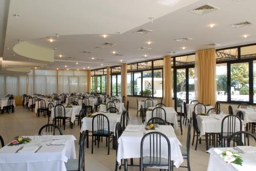 餐廳, Hotel Cirillo Family Club - All Inclusive in 西爾維
