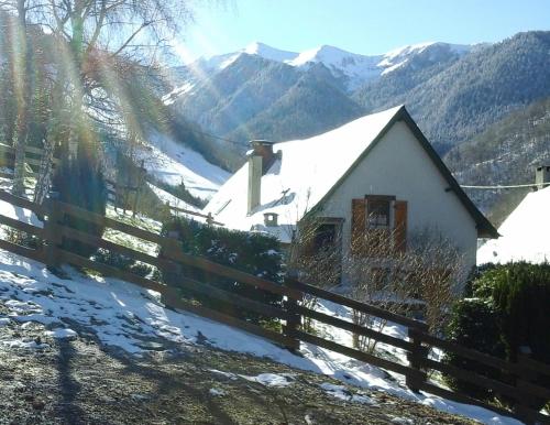 Chalet de charme Pyrénées gîte à louer Melles