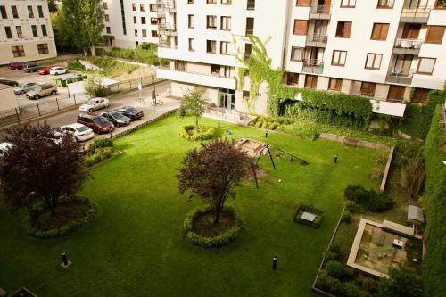 Bobrovia Apartment - image 7