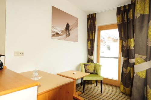 Hotel Toni - image 11