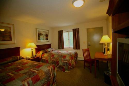 The Upper Pass Lodge - image 6