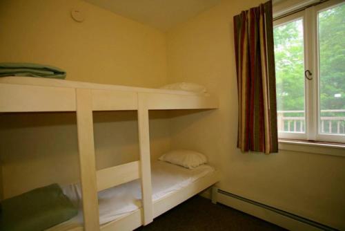 The Upper Pass Lodge - image 7