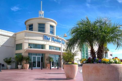 The Florida Hotel & Conference Center in the Florida Mall