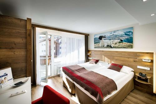 Classic Double Room with Balcony / Terrace
