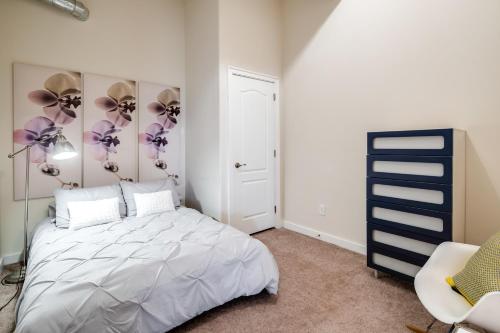 Gorgeous Penthouse 3 Bedroom Apt