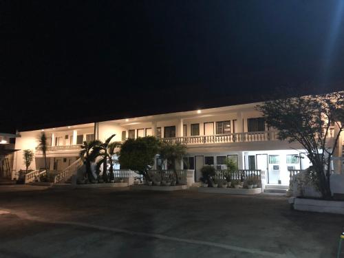 Espineli's 2