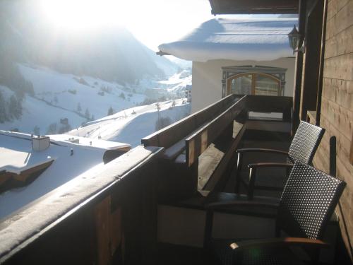 Erkély/terasz, Ad-Capellam in Kappl