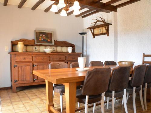  Comfy Farmhouse with Terrace Garden Courtyard Barbecue in Gedinne