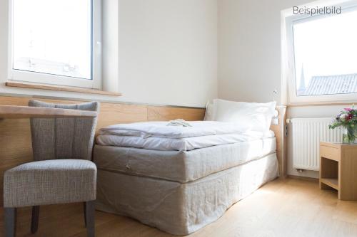 1 twin bed