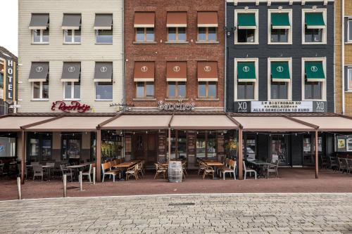 Hotel Roermond Next Door - image 9