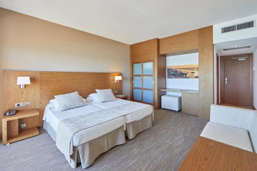 Hotel Playa Golf - image 5