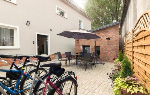 Фасада на хотела, Apartamenty Centrum Park Sowińskiego 19 (Apartamenty Centrum Park Sowinskiego 19) in Жельона Гора