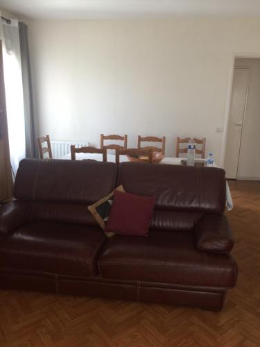 Instalaciones, Coucher Creteil in Creteil