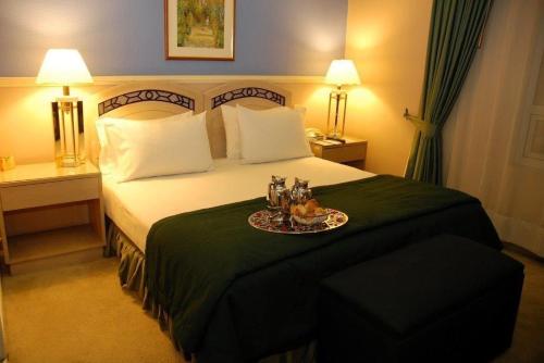 Hotel-Monti