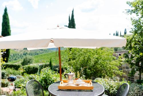 شرفة/ تراس, Taglialegna a Montefiorile in Gaiole In Chianti