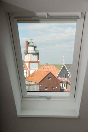 One-Bedroom Apartment with Balcony
