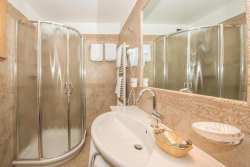 Hotel Capriolo - image 8