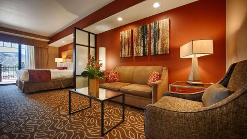 Best Western Premier Ivy Inn & Suites