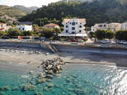 Sea Garden Hotel